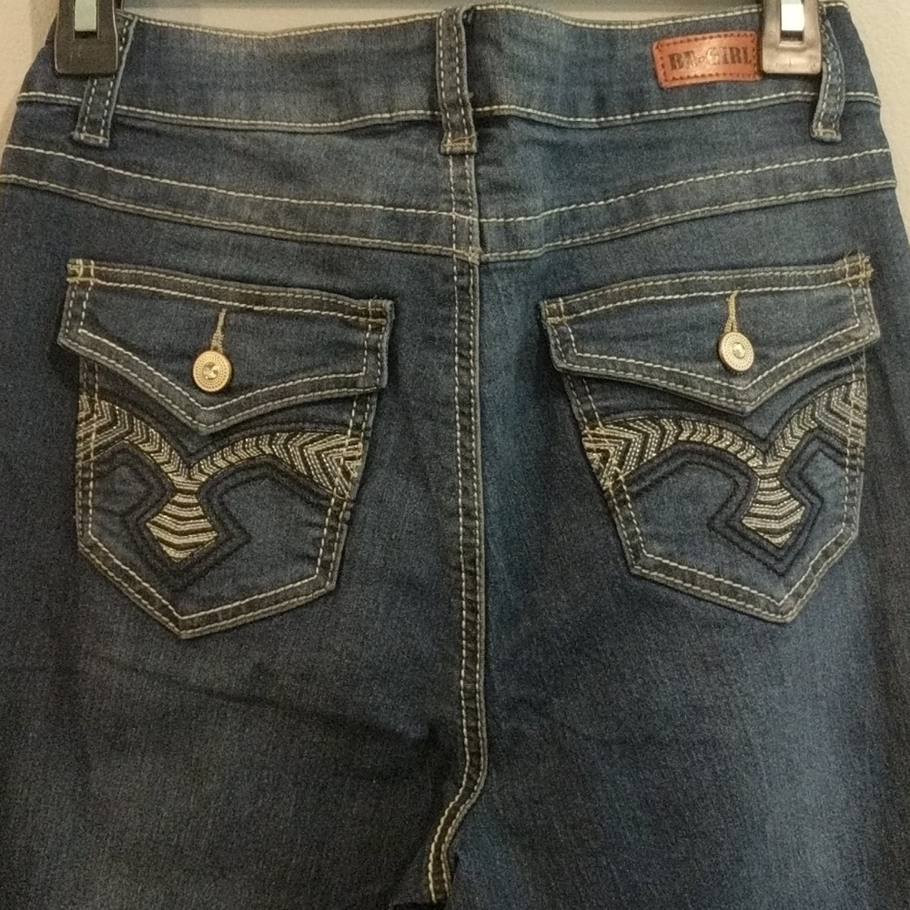Jeans - Picture 3 of 4